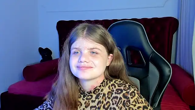 ChloeHalses online show from May 2026 05:06:02 PM