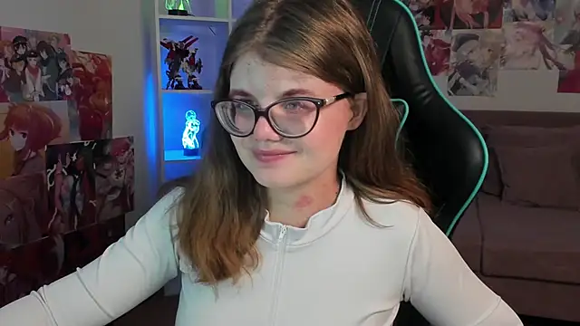 ChloeHalses online show from March 2026 06:36:01 PM