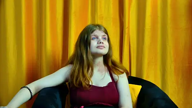 ChloeHalses online show from May 2026 05:12:02 PM