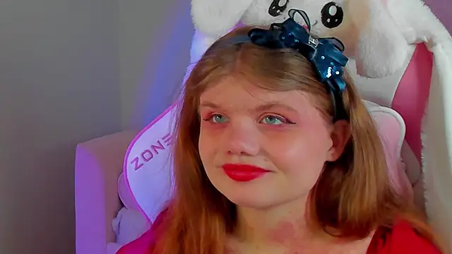 ChloeHalses online show from May 2026 05:04:01 AM