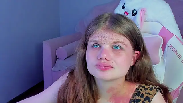 ChloeHalses online show from May 2026 05:05:01 PM