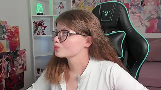 Snapshot of ChloeHalses chatting on February 2026 08:04:01 PM ChloeHalses online show from February 2026 08:04:01 PM