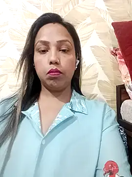 joya queen online show from April 2026 04:59:01 AM