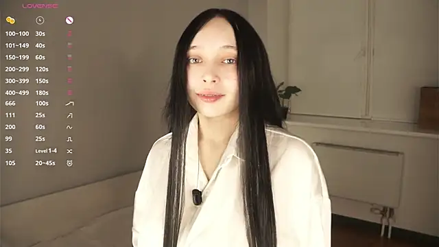 Snapshot of HannaHayles chatting on February 2026 05:46:02 PM HannaHayles online show from February 2026 05:46:02 PM