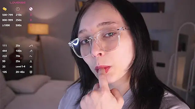 Snapshot of HannaHayles chatting on February 2026 06:49:02 PM HannaHayles online show from February 2026 06:49:02 PM