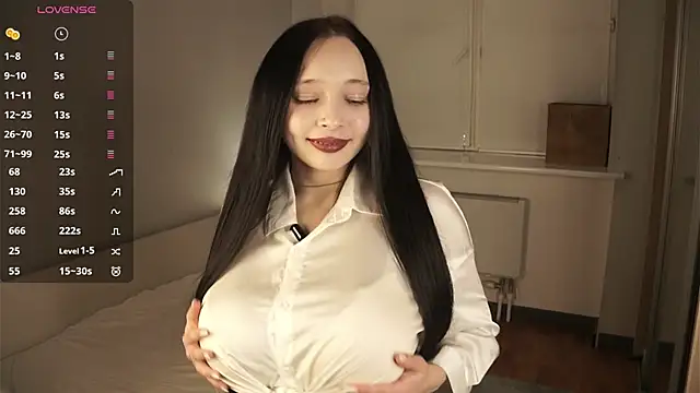 Snapshot of HannaHayles chatting on February 2026 06:41:01 PM HannaHayles online show from February 2026 06:41:01 PM