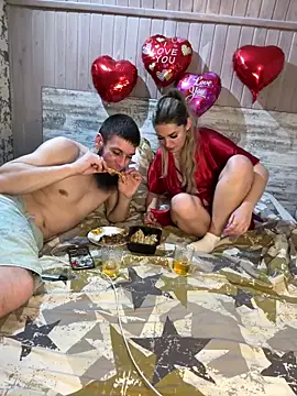 Snapshot of Sweetcoople28 chatting on February 2026 07:58:02 PM Sweetcoople28 online show from February 2026 07:58:02 PM