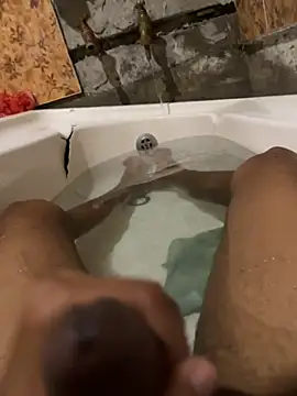 youngsterSA223 online show from February 2026 06:50:01 PM