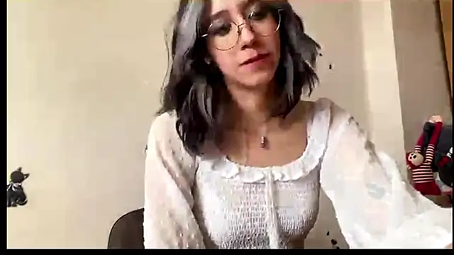 Snapshot of MarianRuhle chatting on February 2026 01:45:02 PM MarianRuhle online show from February 2026 01:45:02 PM