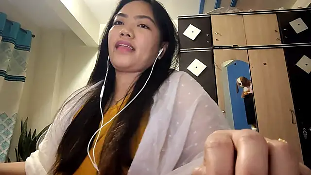 AntoninaDamewood online show from February 2026 01:11:02 PM