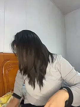 Snapshot of srr7788 chatting on February 2026 06:35:01 AM srr7788 online show from February 2026 06:35:01 AM