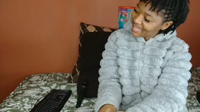 ForeverSexy  online show from June 2026 07:02:01 AM