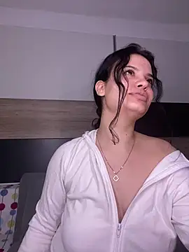 Karolina Velvet online show from February 2026 11:04:01 PM