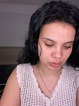 Karolina Velvet online show from February 2026 12:00:01 AM