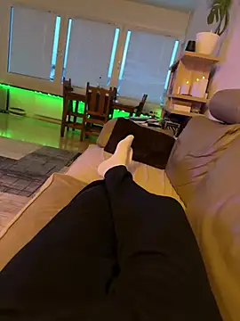 hungryMaya online show from February 2026 06:35:02 AM