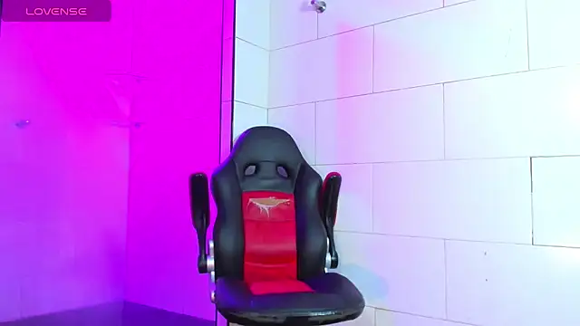 Maddye Fox online show from March 2026 07:20:01 PM