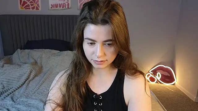 LovingWhisperr online show from March 2026 01:24:01 AM