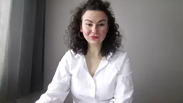 LexiMira254 online show from February 2026 06:26:01 AM