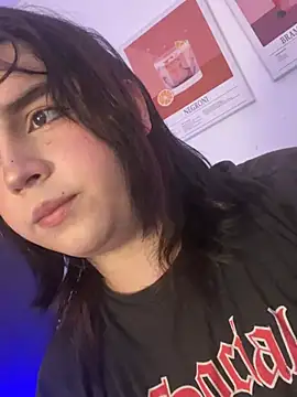 Daniellesins1 online show from April 2026 01:29:01 AM