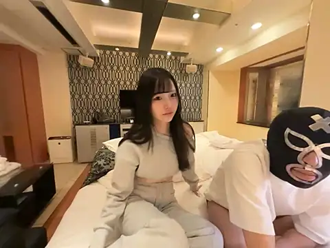 freeterRyo online show from April 2026 12:34:01 PM