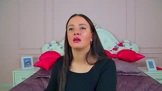 ElinaBellucci online show from March 2026 04:24:02 AM