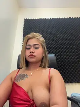 Snapshot of vien_pussy69 chatting on June 2026 03:01:02 AM vien pussy69 online show from June 2026 03:01:02 AM