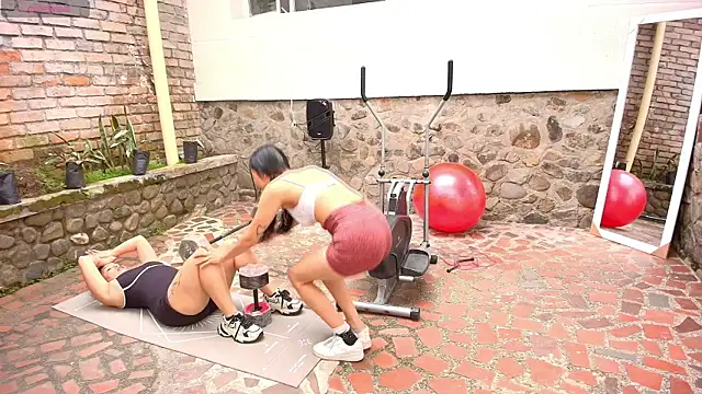 Emma Sanz   online show from February 2026 01:46:02 PM