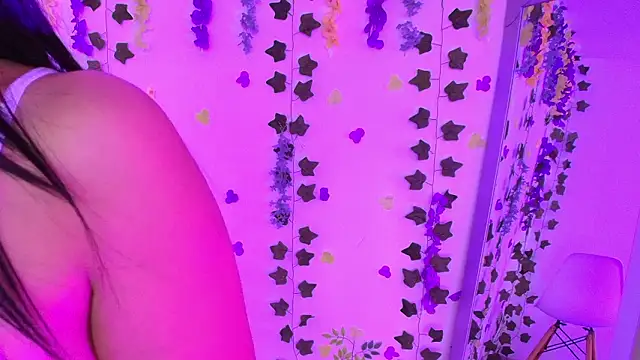 Emma Sanz   online show from March 2026 03:30:01 PM