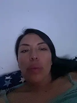 Emma Sanz   online show from April 2026 06:04:02 AM