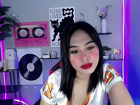 im ur hugecock online show from April 2026 04:33:02 PM