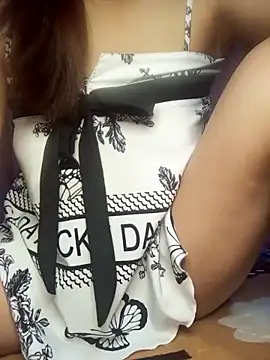 Yui-Ch1682 online show from April 2026 01:37:01 PM