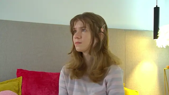 MilaMaelis online show from March 2026 06:37:02 AM