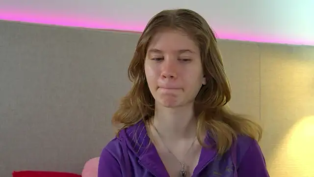 MilaMaelis online show from March 2026 07:58:01 PM