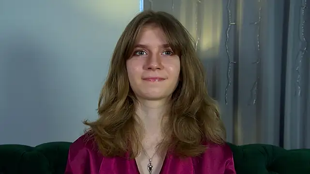 MilaMaelis online show from April 2026 07:45:01 AM