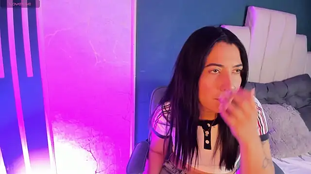 Adrienne   online show from March 2026 08:32:02 PM