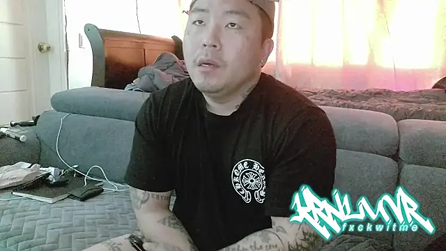 fxckuno online show from April 2026 09:23:01 AM