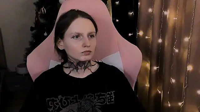 Snapshot of Onyxix chatting on February 2026 07:00:02 PM Onyxix online show from February 2026 07:00:02 PM