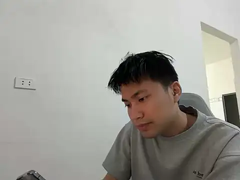 asianvietboy09 online show from April 2026 02:52:01 PM