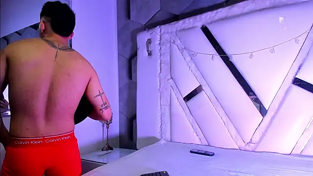 Snapshot of GoldenBoyM chatting on February 2026 03:02:02 AM GoldenBoyM online show from February 2026 03:02:02 AM