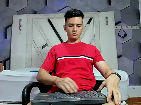 GoldenBoyM online show from June 2026 03:44:01 AM