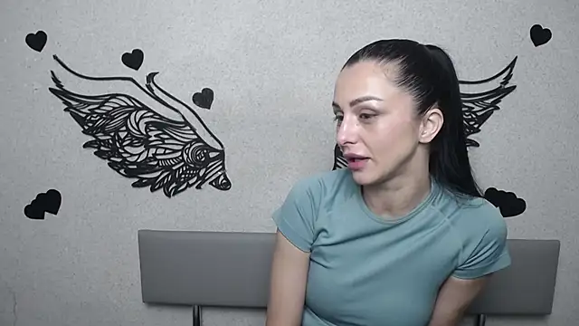 EvaClarkk online show from May 2026 05:13:01 AM