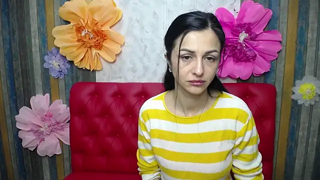 EvaClarkk online show from April 2026 05:12:01 AM