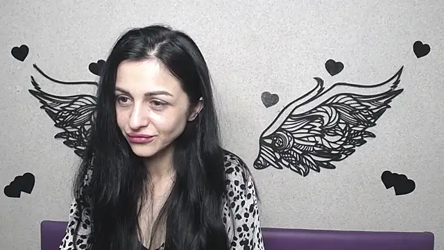 EvaClarkk online show from April 2026 12:29:02 PM