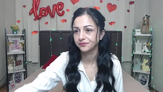 EvaClarkk online show from April 2026 05:30:02 AM
