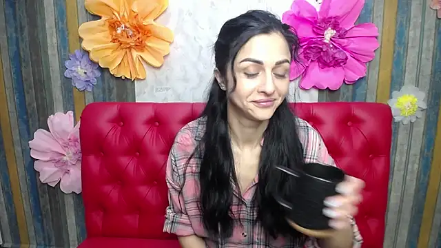EvaClarkk online show from April 2026 05:19:02 AM
