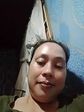 Snapshot of May_Bombs chatting on July 2026 04:26:02 PM May Bombs online show from July 2026 04:26:02 PM