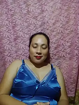 Snapshot of May_Bombs chatting on March 2026 12:28:02 PM May Bombs online show from March 2026 12:28:02 PM