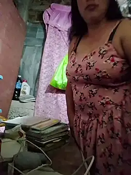 Snapshot of May_Bombs chatting on March 2026 07:39:01 PM May Bombs online show from March 2026 07:39:01 PM