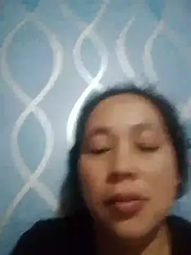 Snapshot of May_Bombs chatting on April 2026 07:37:02 PM May Bombs online show from April 2026 07:37:02 PM