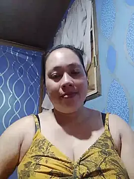 Snapshot of May_Bombs chatting on June 2026 11:16:01 PM May Bombs online show from June 2026 11:16:01 PM